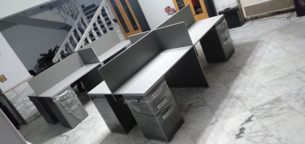 work stations- مجموعة مكاتب - اثاث مكتبي