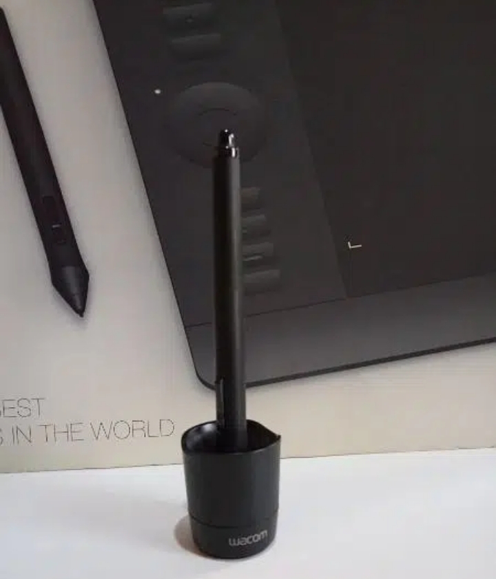 تابلت جرافيك واكوم انتوس 5 مديم wacom intuos 5 medium