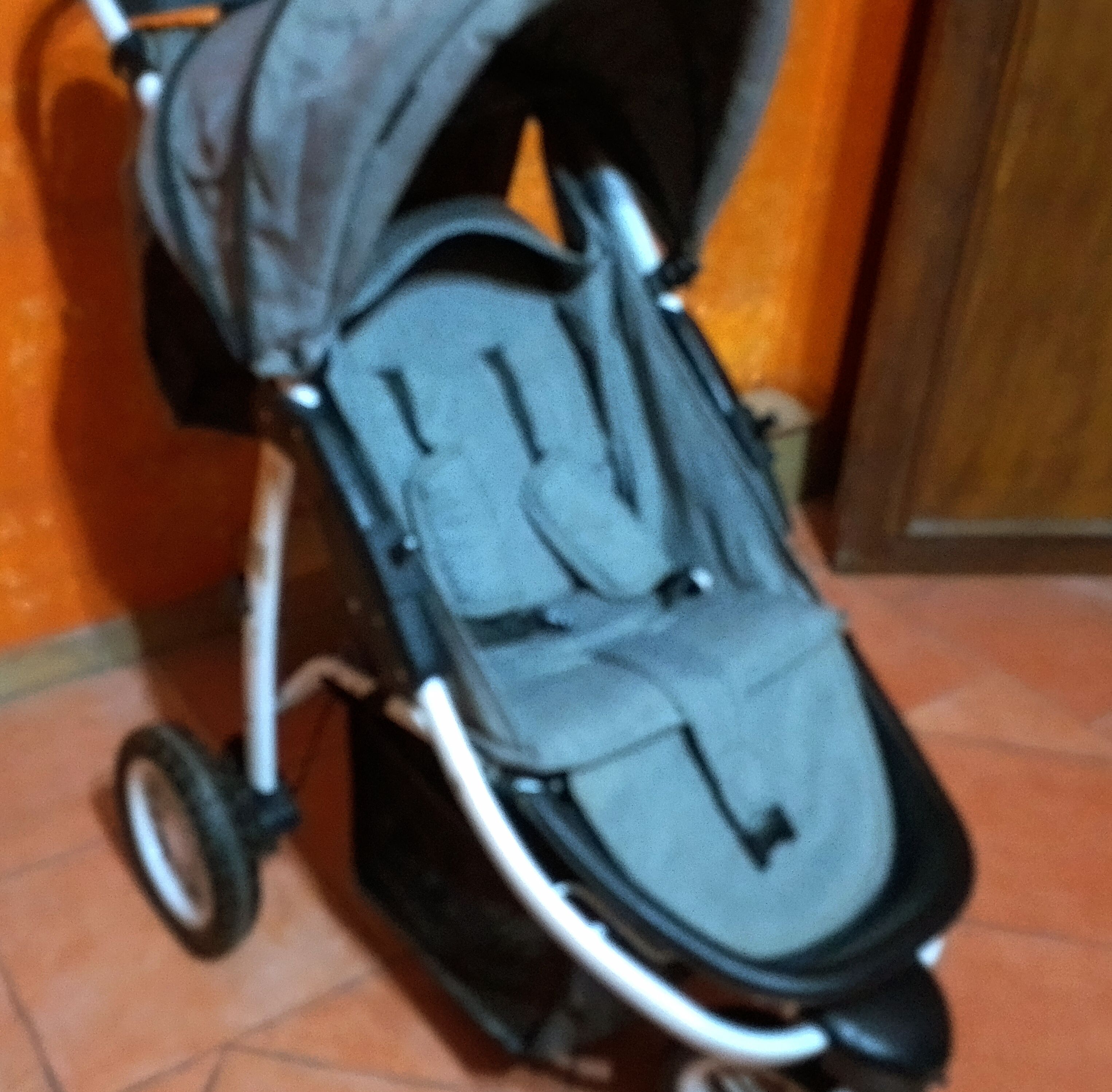 Baby 3 wheel stroller