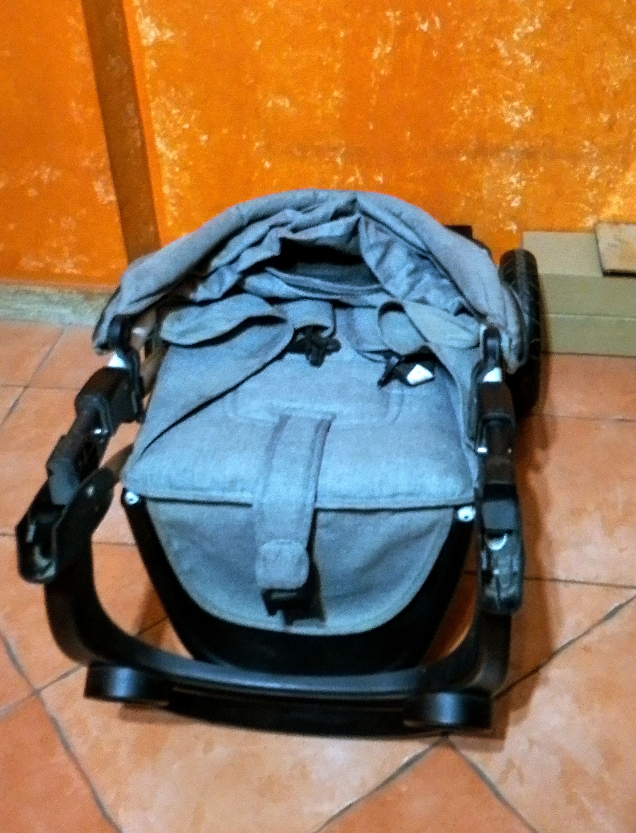 Baby 3 wheel stroller
