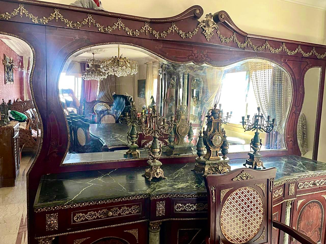 سفرة نحاس و رخام هندي انتيك