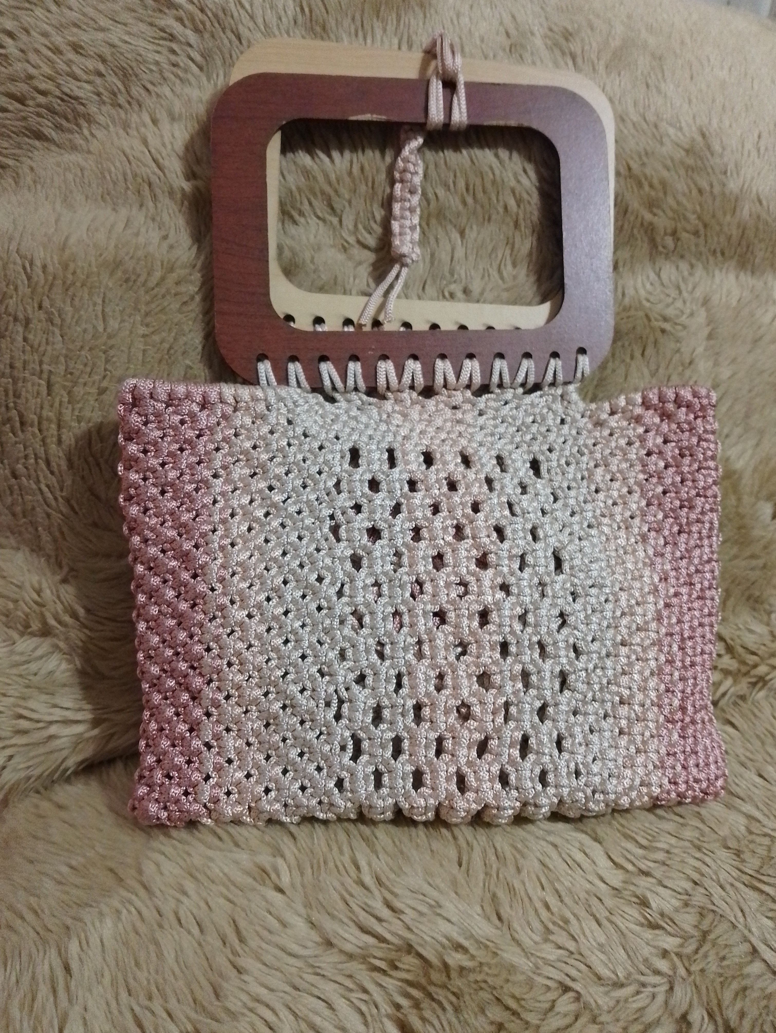 شنطة مكرامية