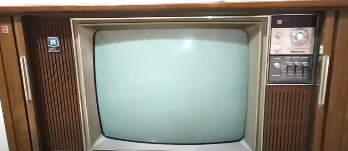 Vintage National TR-41WEN All Transistor Television 1950 EGP100
