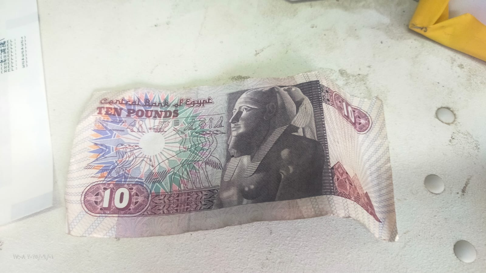 عمله قديمه فئه ١٠ جنيهات تاريخ ١٩١١ بحاله ممتازه