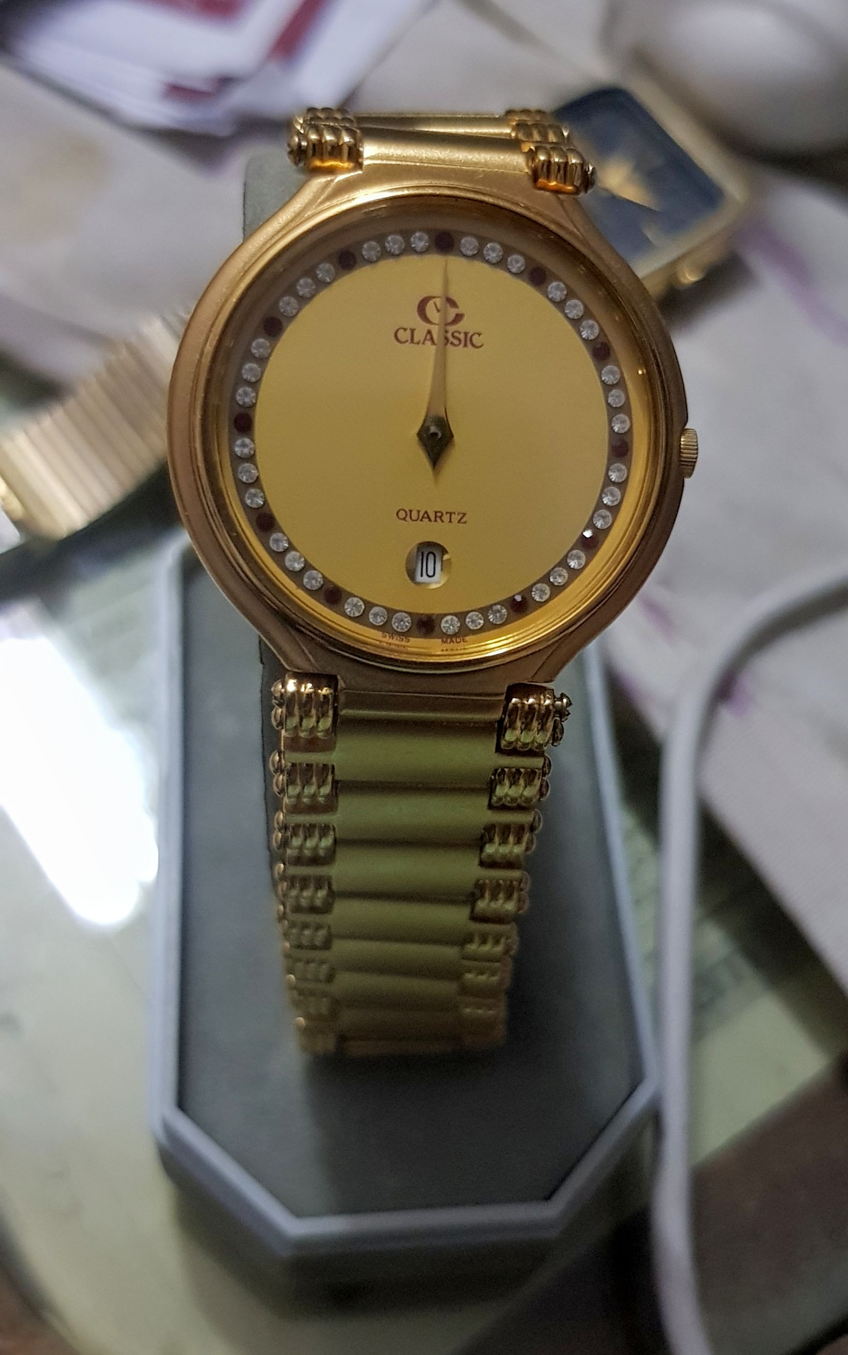 ساعه صناعه سويسري اصلي مطليه بذهب عيار 18k