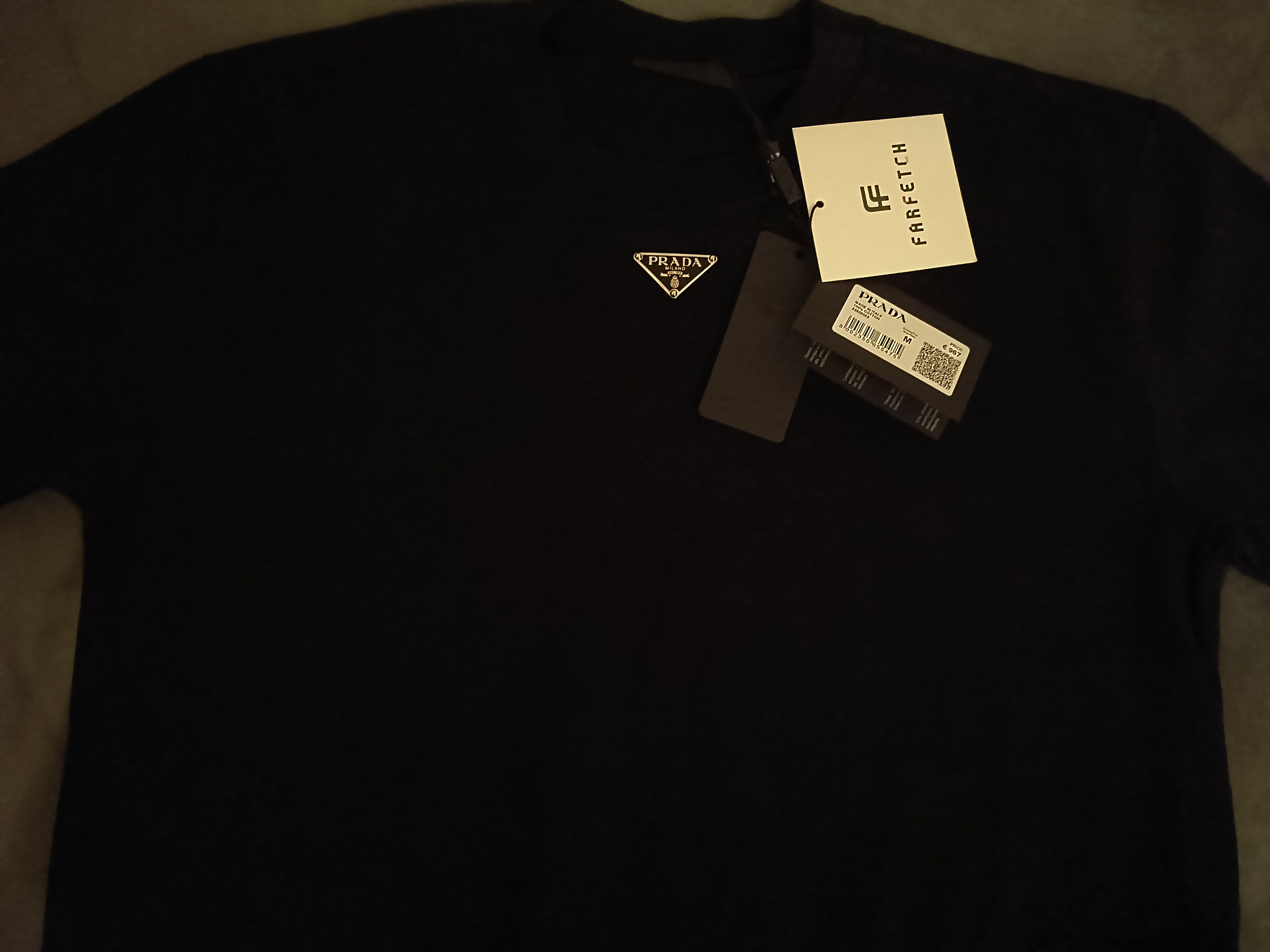 تيشيرت PRADA