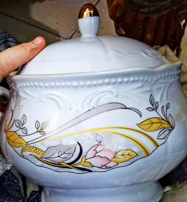 طقم بورسلين ياباني أنتيك – Fine Royal Porcelain Sculpture – تحفة أثرية نادرة