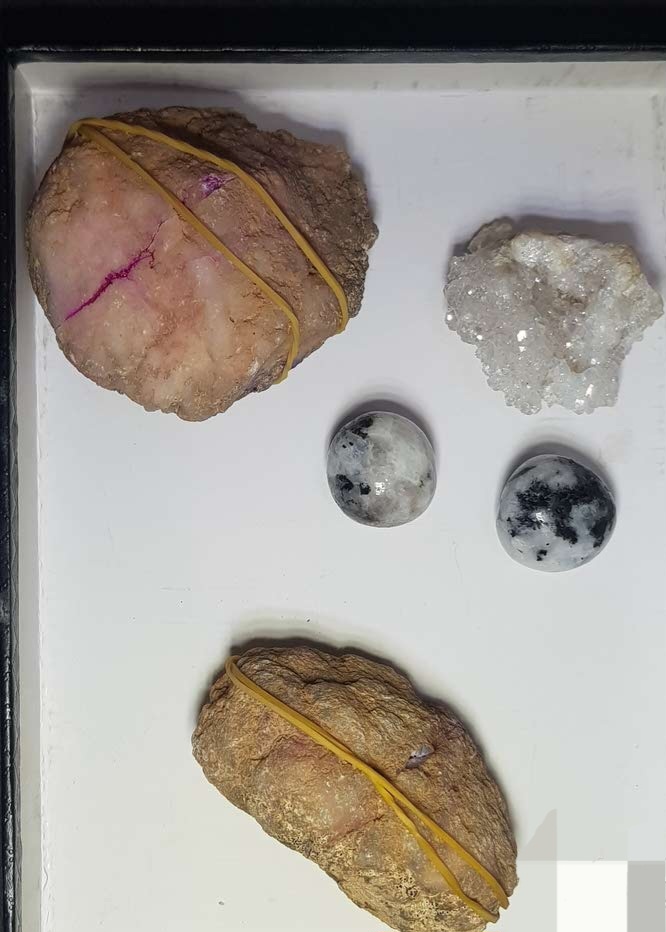 الأحجار الكريمة