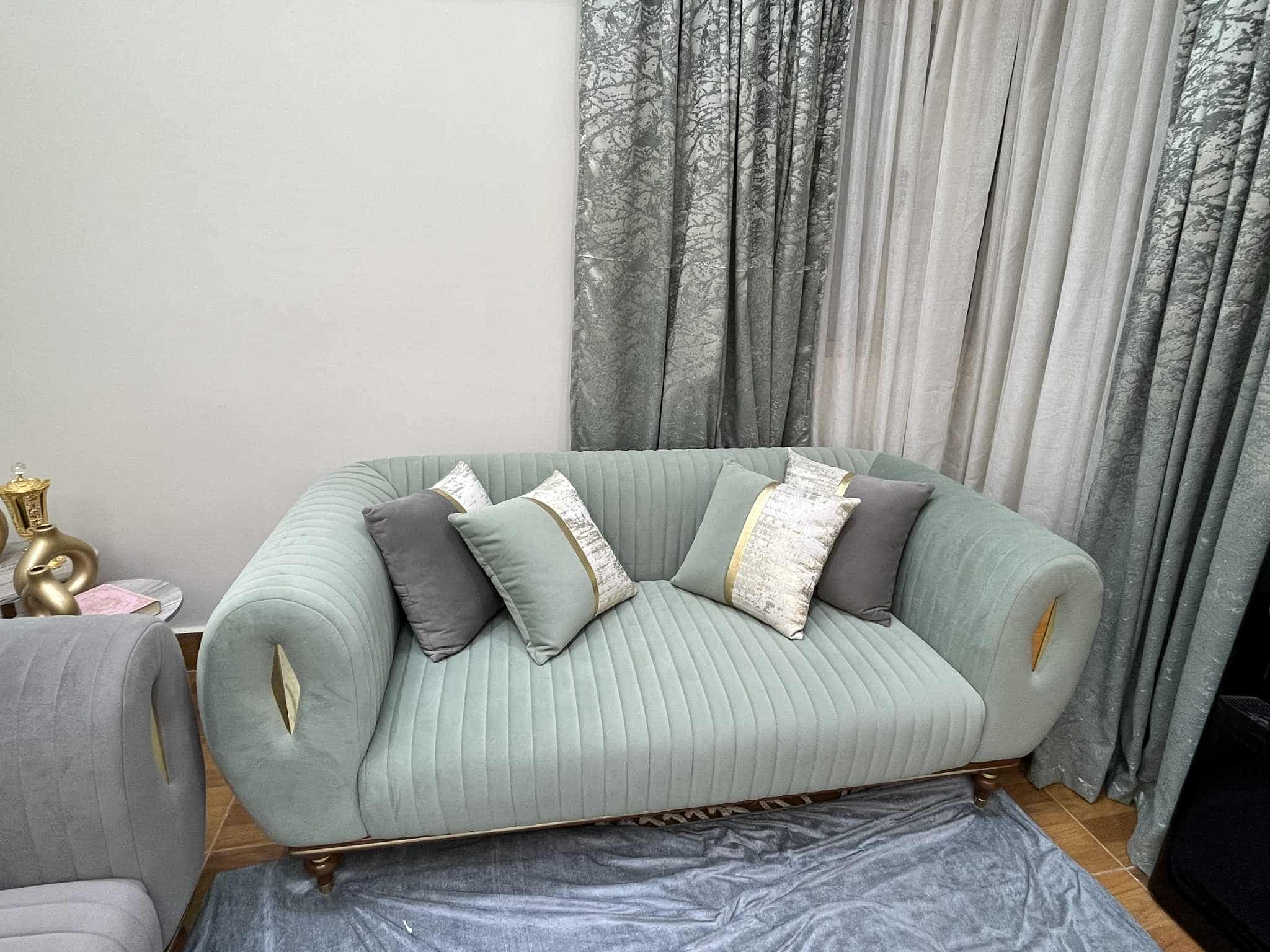 غرفة انتريه / صالون مودرن