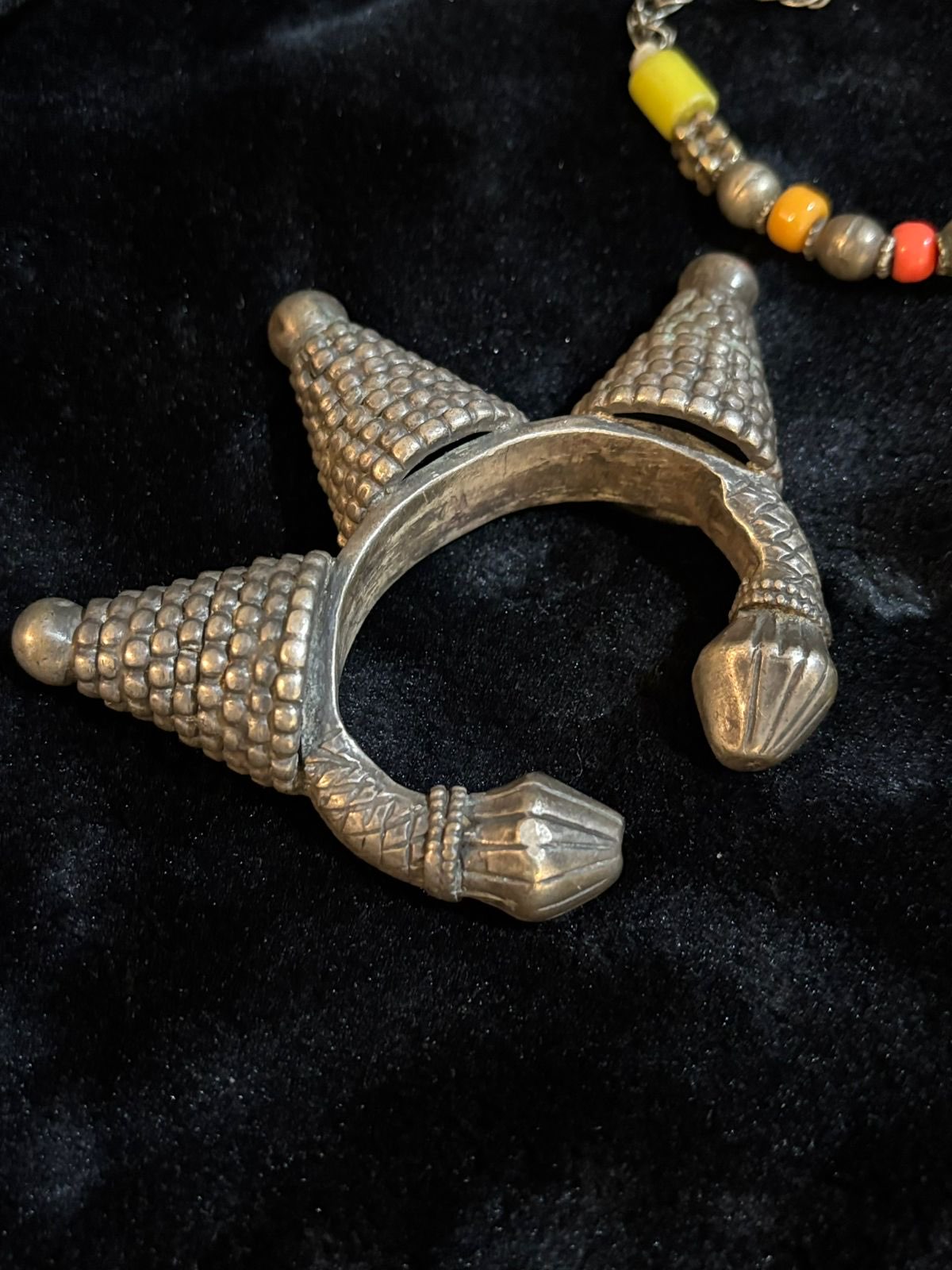 مساغ أثري نسائي مميز