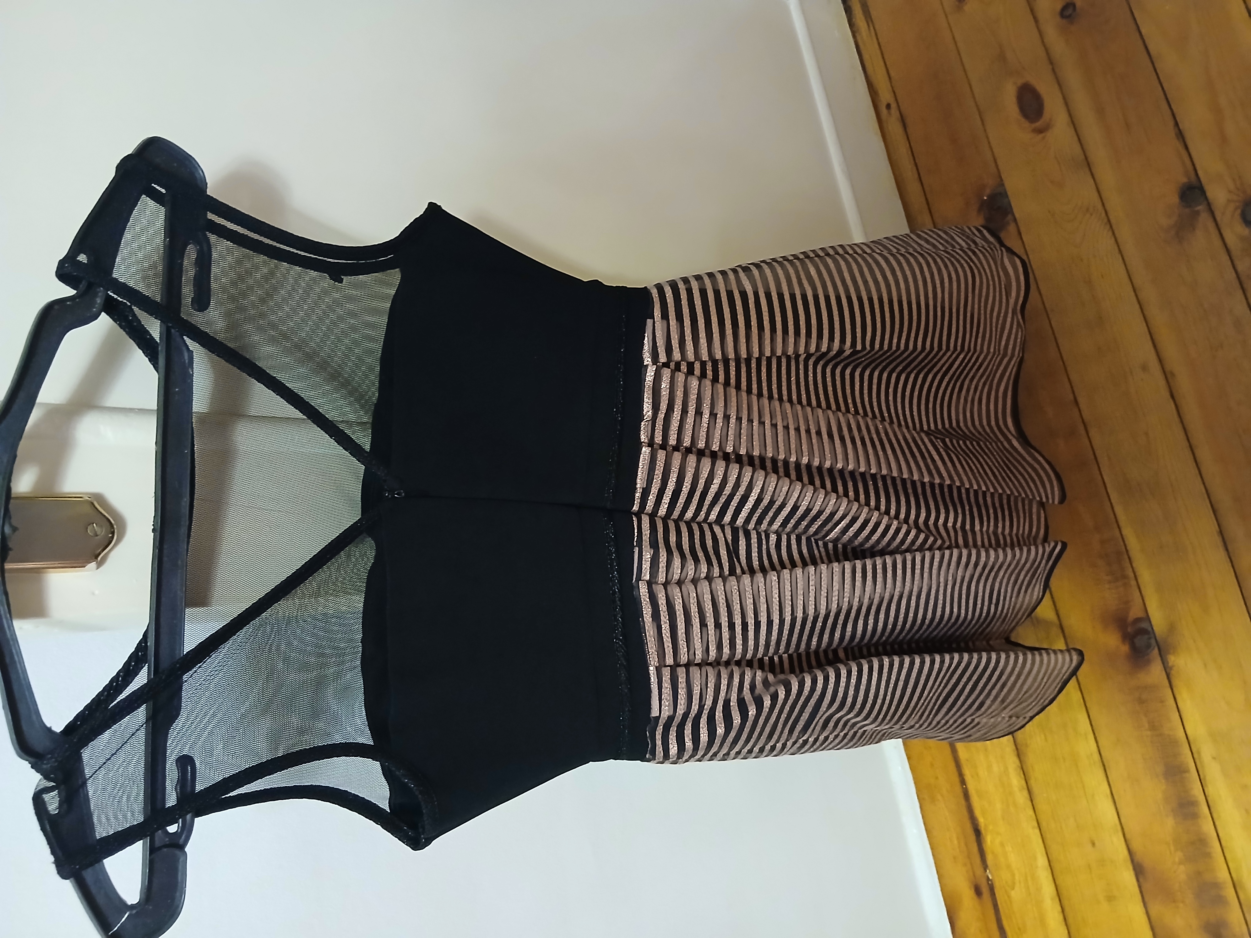 بيع فستان سواريه