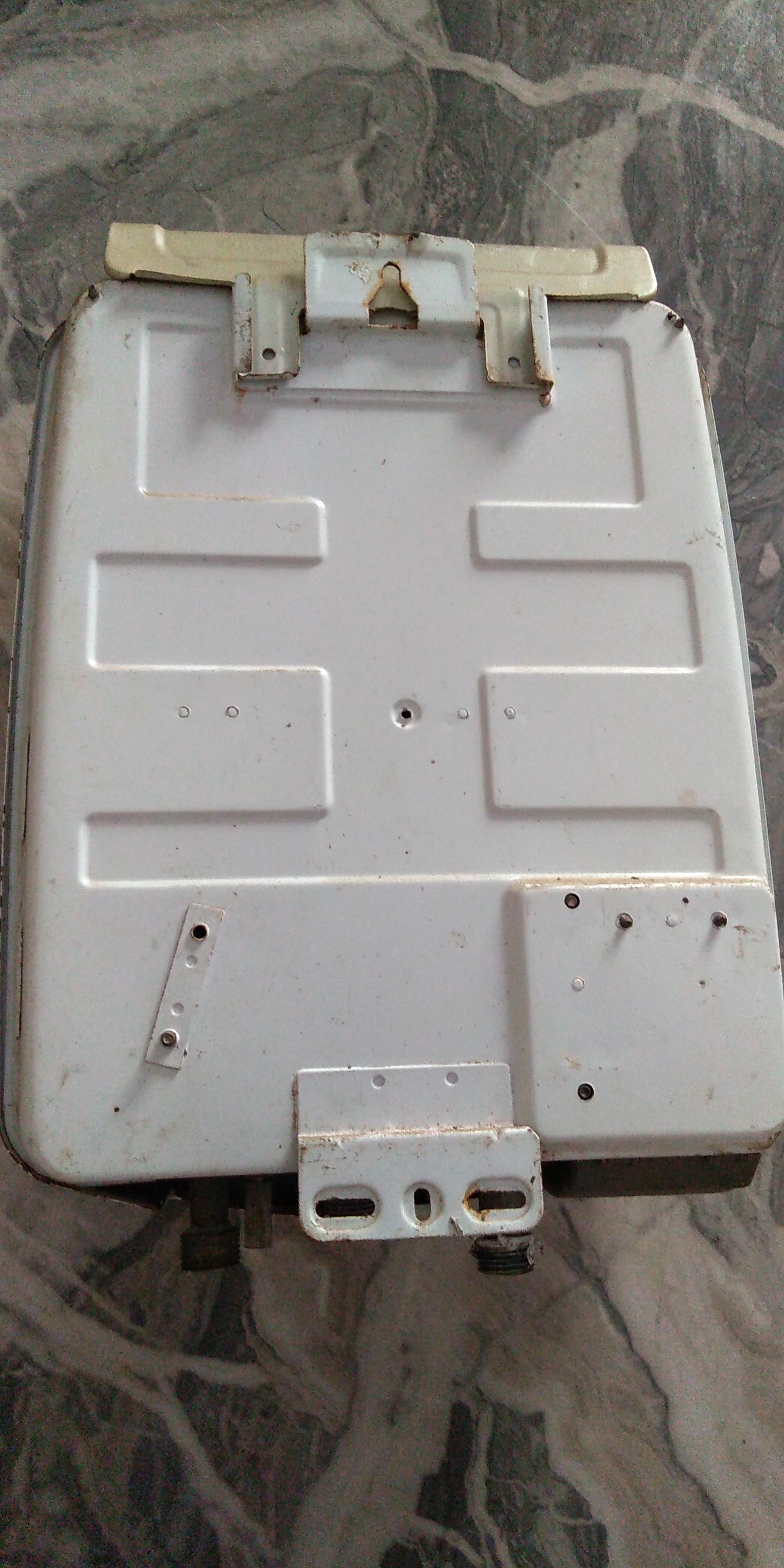 Gas Heater (Universal) 6 L.