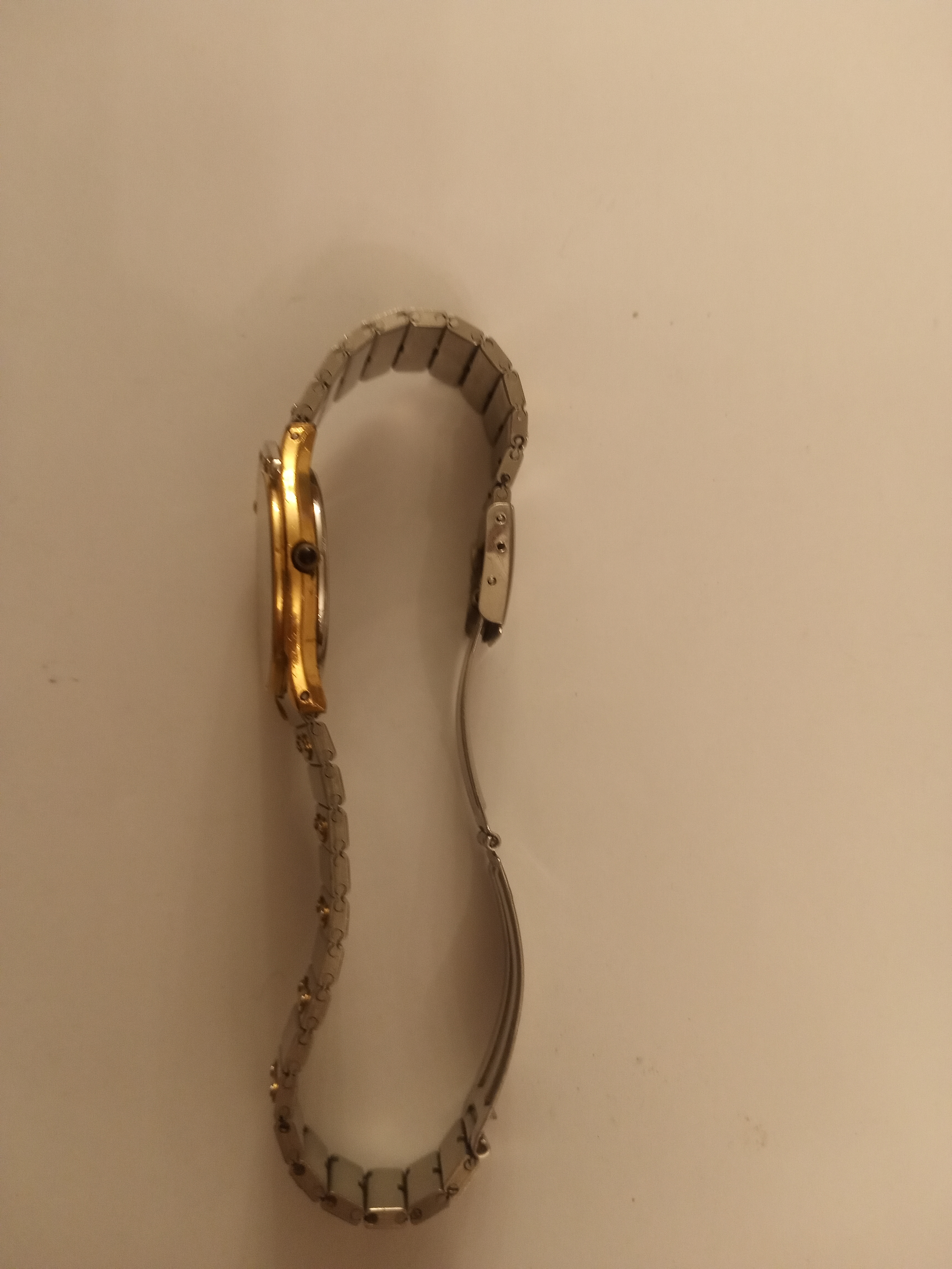 للبيع ساعة يد رجالي