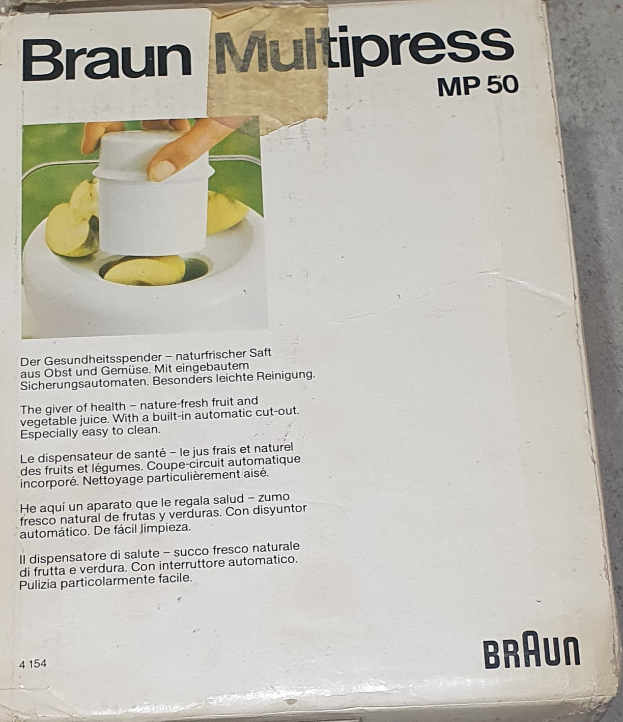 عصارة براون متعددة الاستخدامات MP" 50" صممها يورغن جروبل في سبعينيات القرن الماضي لشركة براون إيه جي.