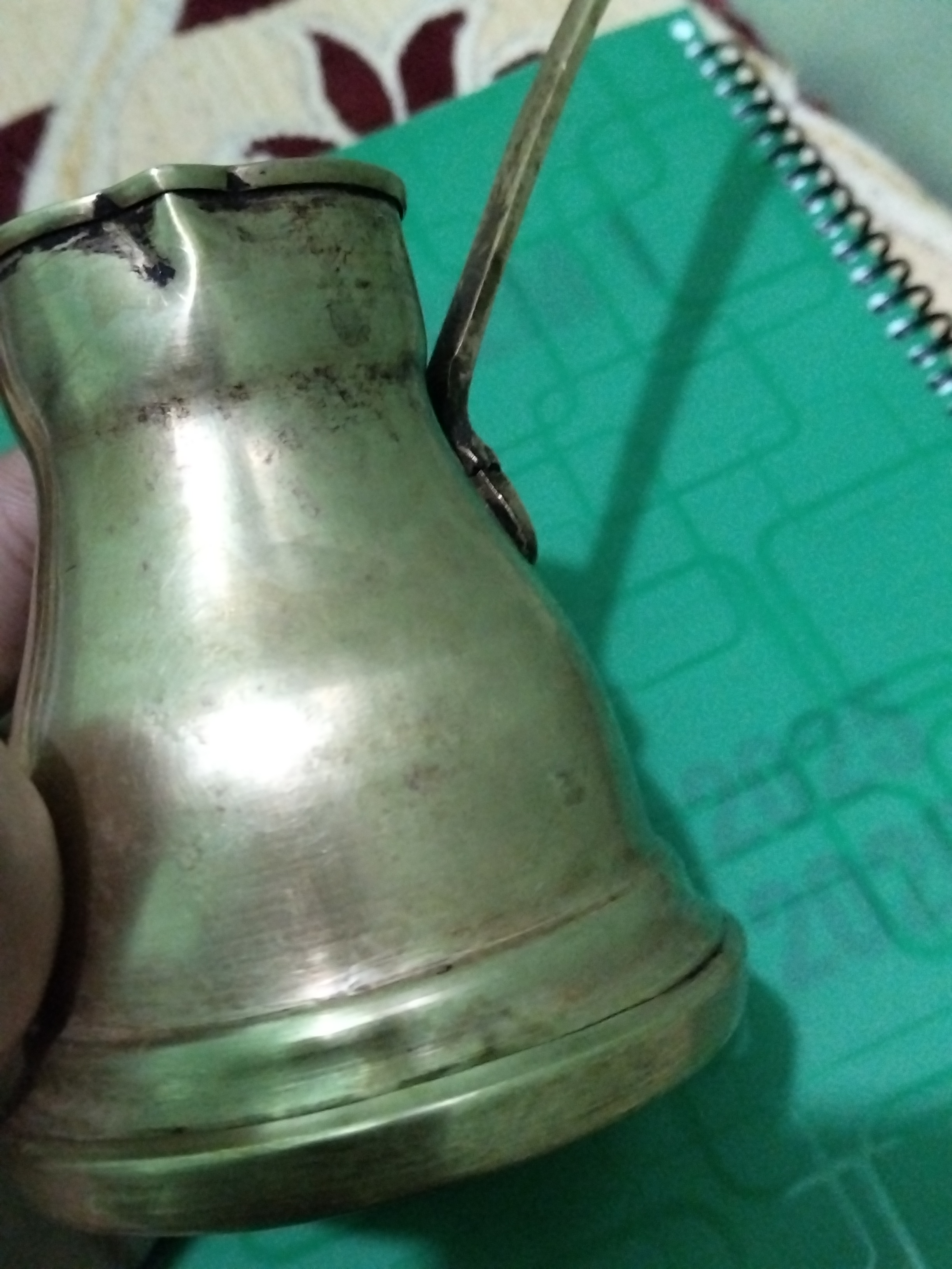 كنكة قهوة قديمة