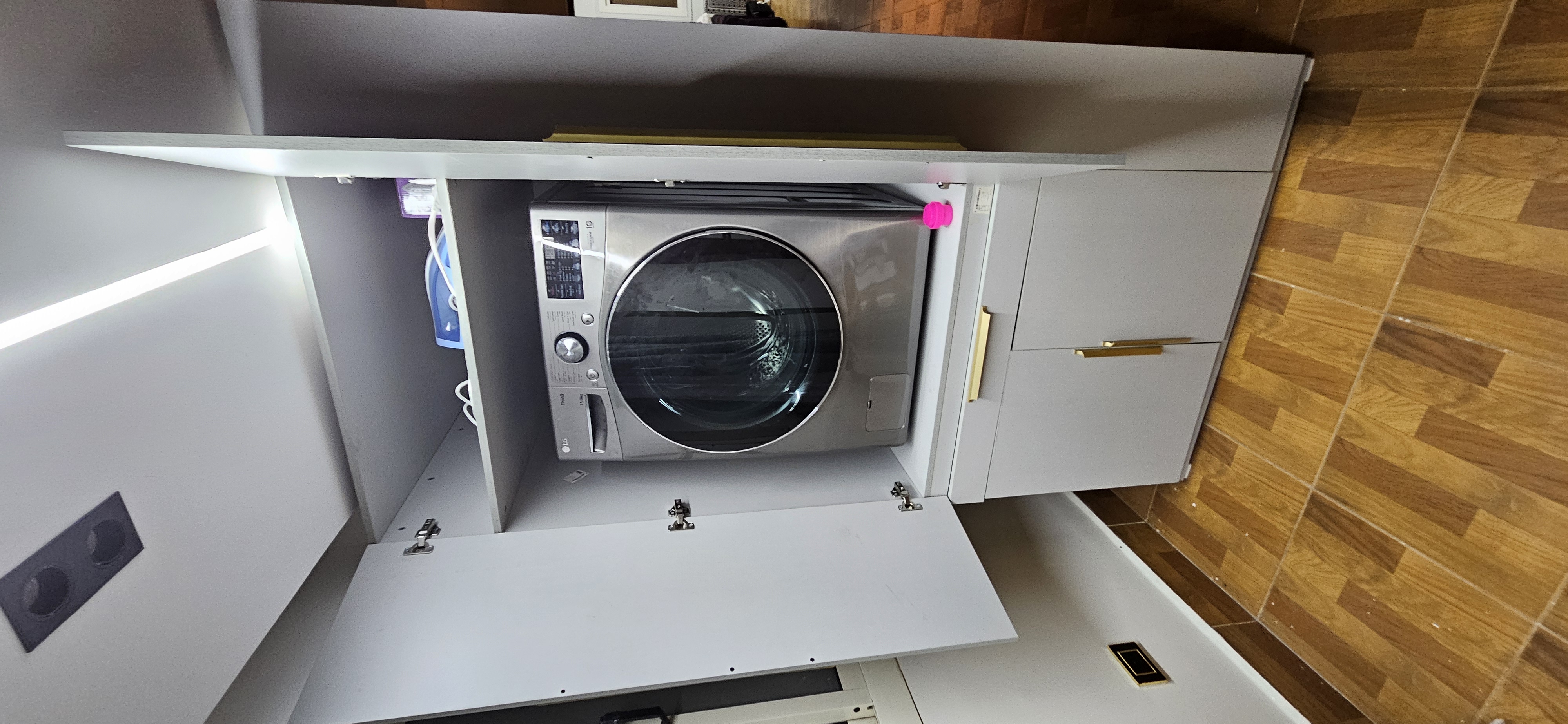 دولاب غسالة (وحدة غسالة)