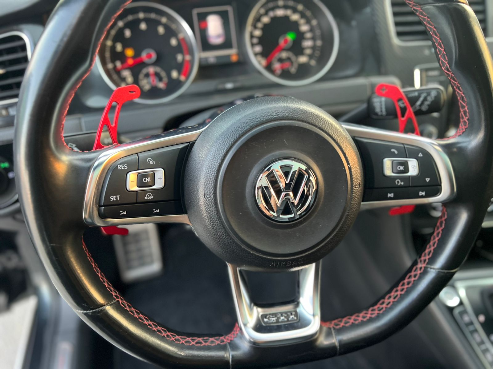 VOLKSWAGEN GOLF GTI MK7 2015
