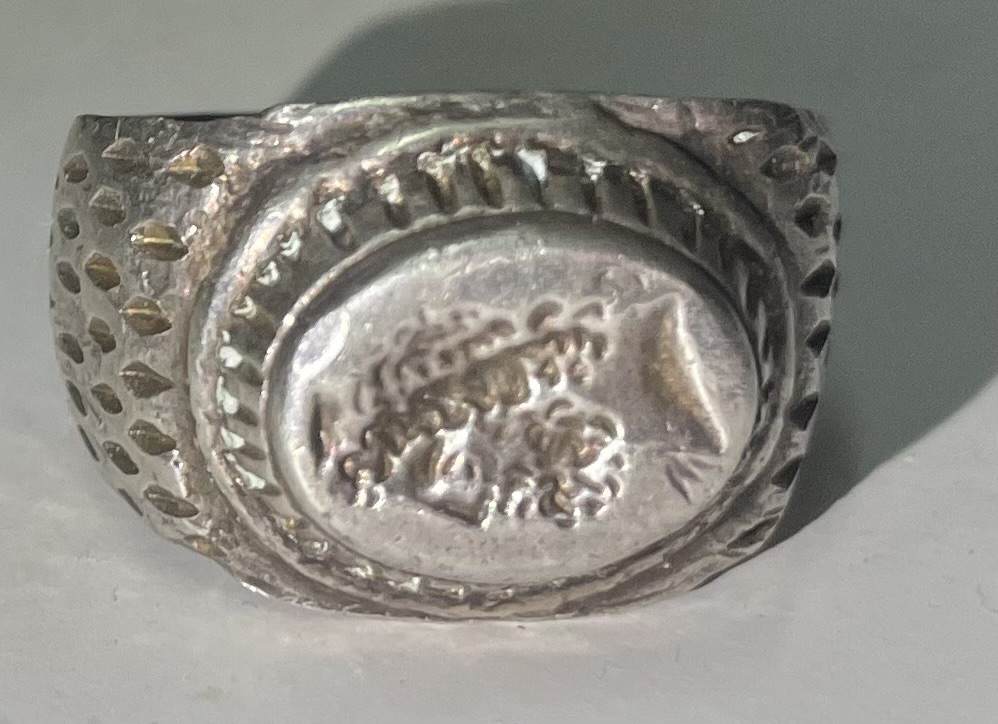 مزاد الخاتم اثري روماني