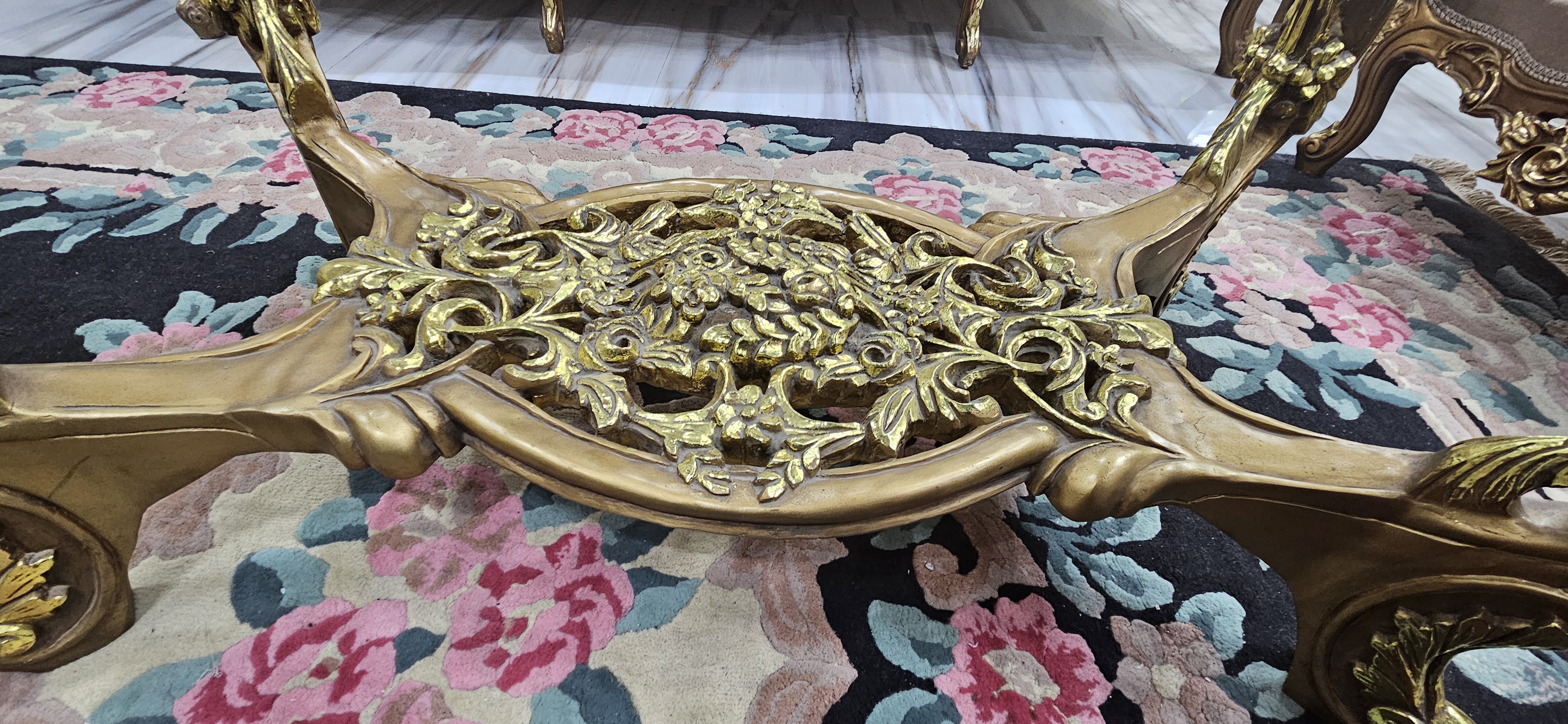 صالون زان مدهب