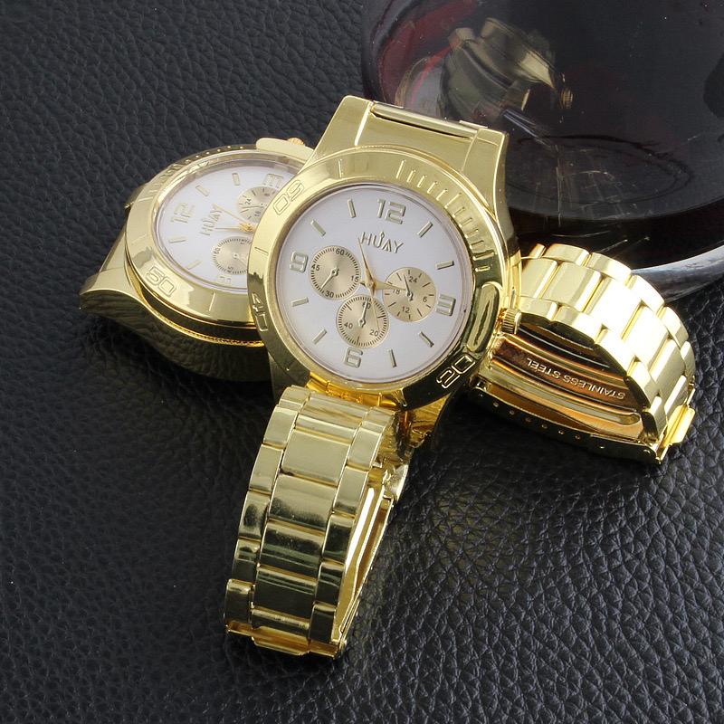 ساعة الولاعة الذهبية