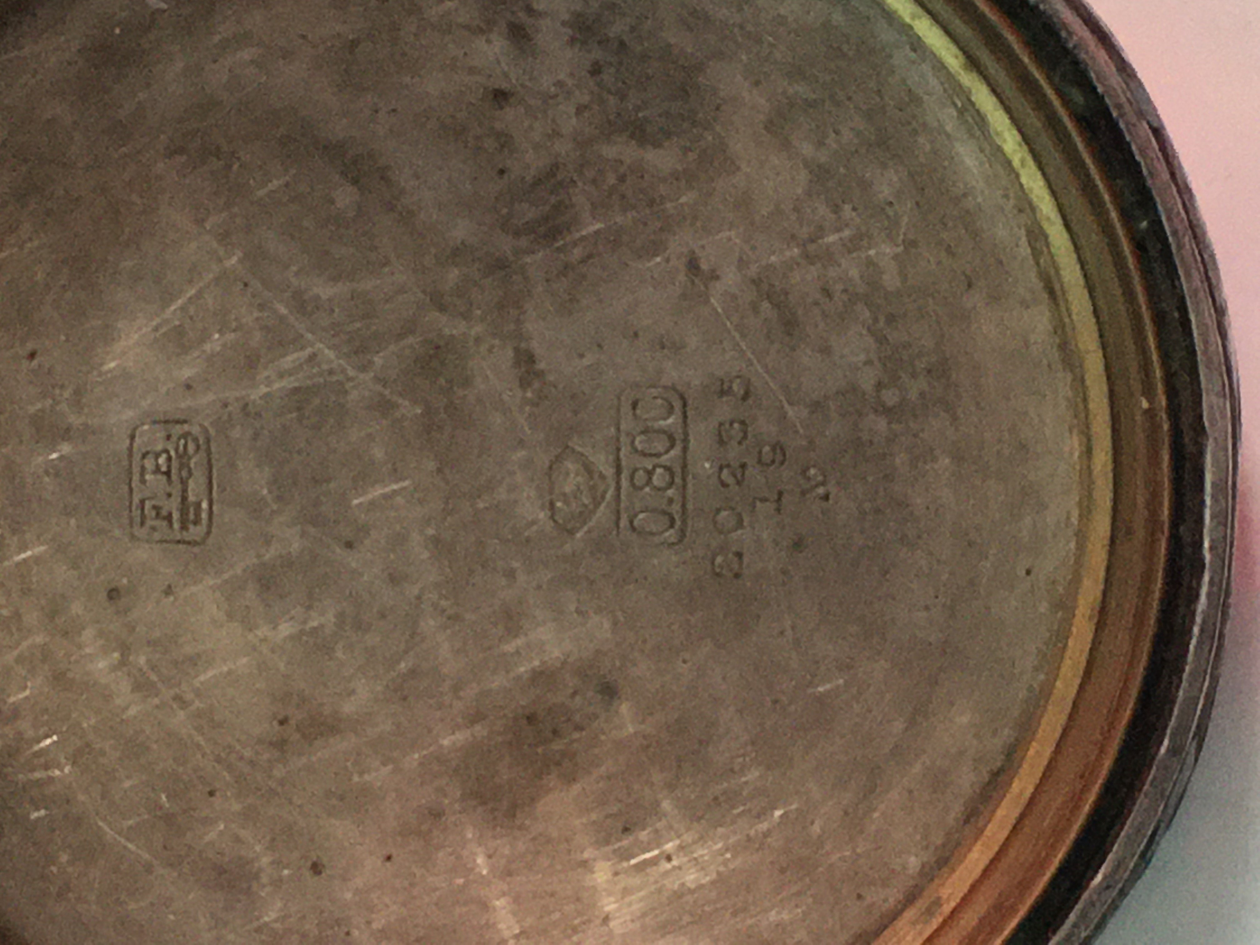 ساعة سويسرية انتيك