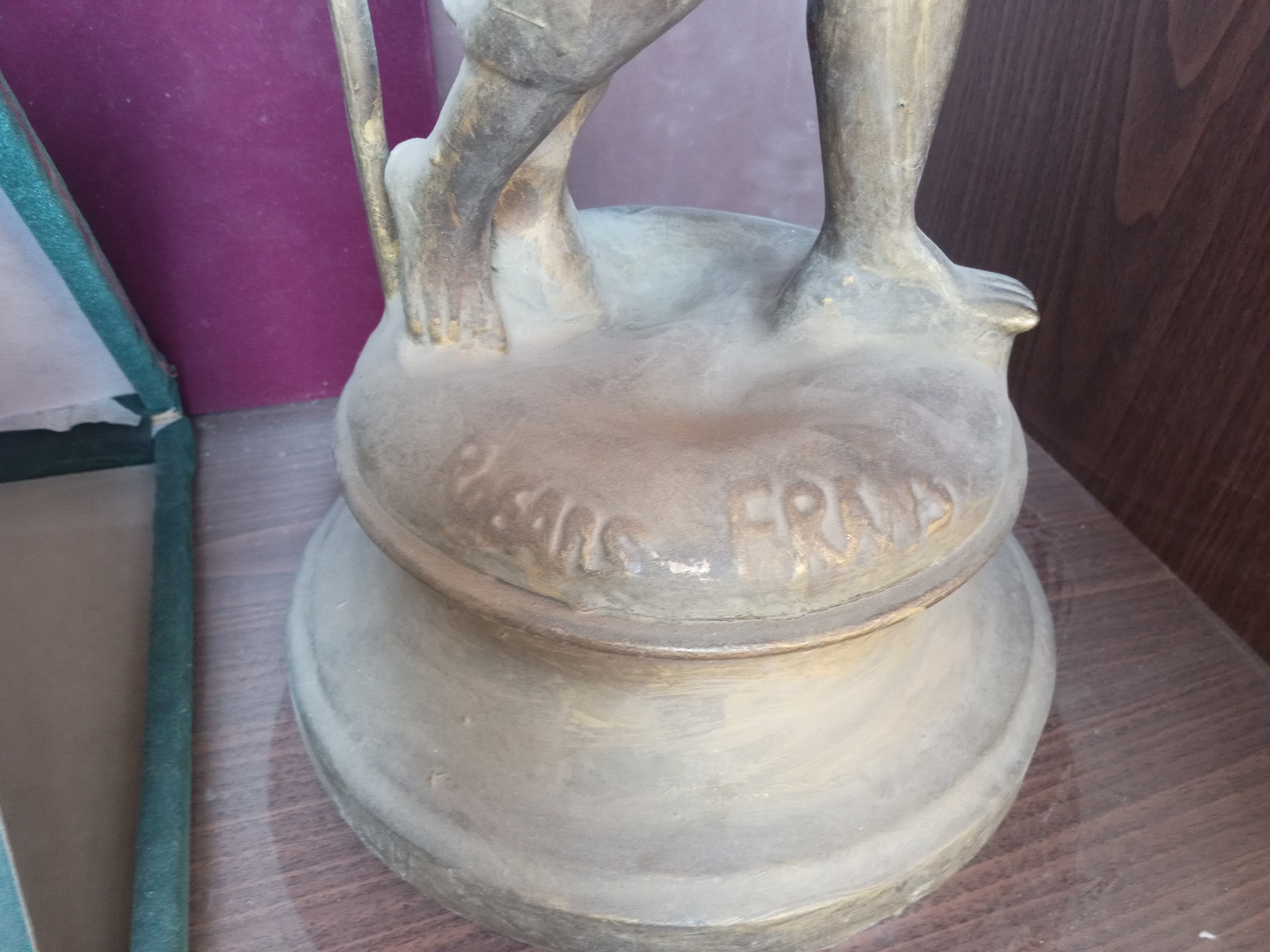 طقم شمعدان كامل من القرن ال ١٩ بختم الصالون الفرنسي