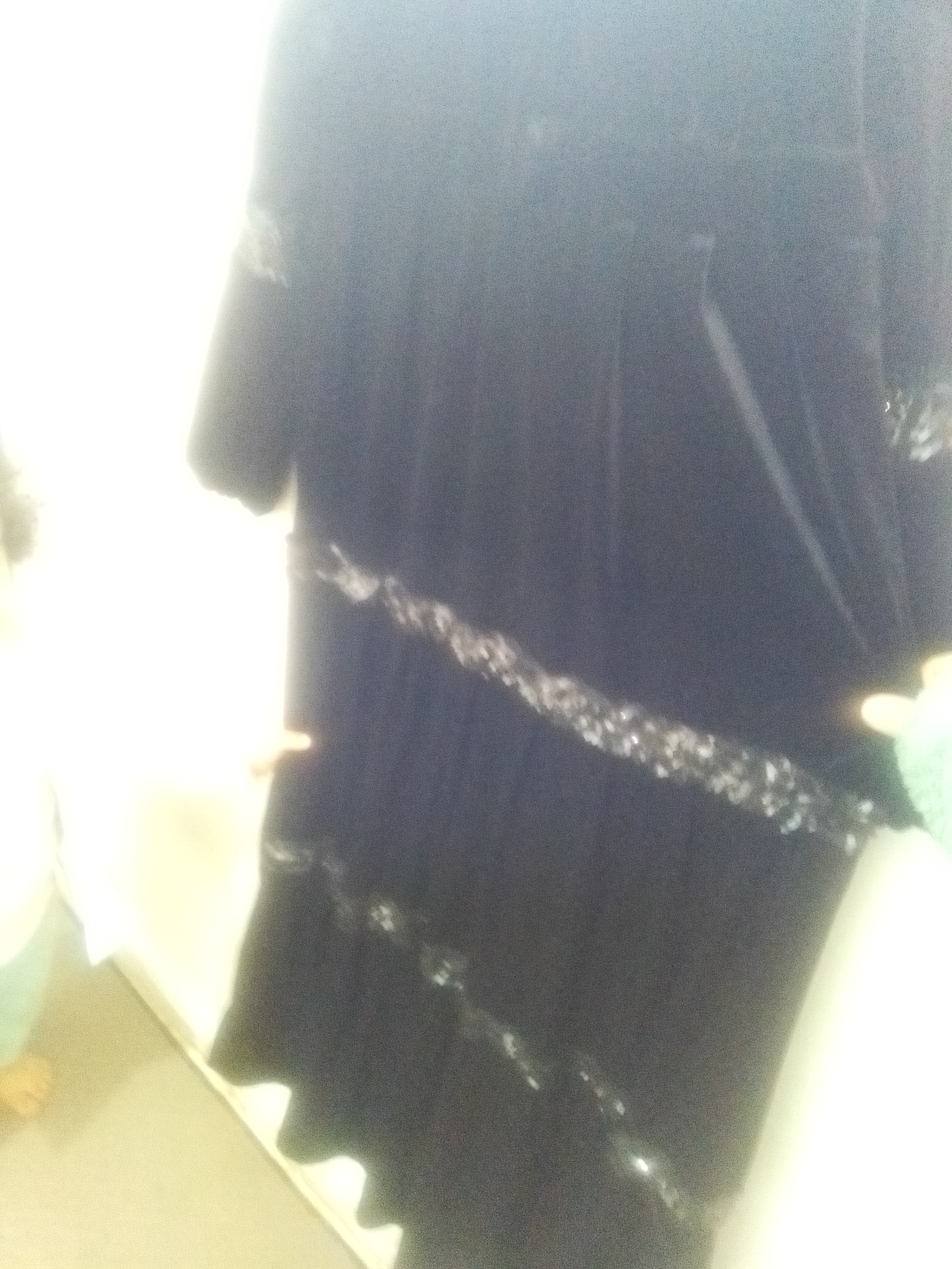 بيع عباية سوداء