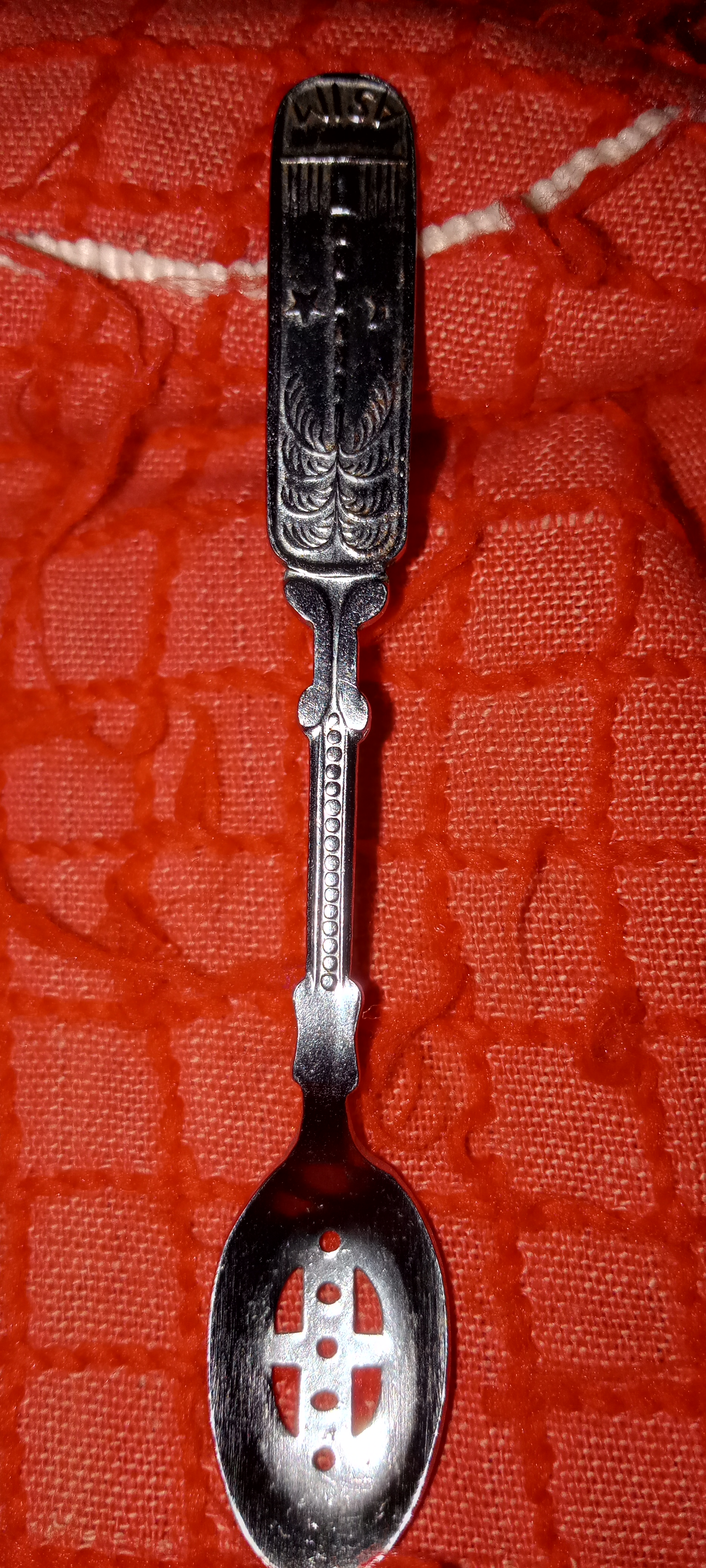 معلقه مشخال