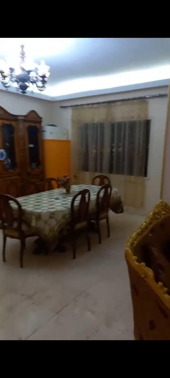 شقة للبيع الدقي العجوزة الكورنيش شاملة العفش بالتكييفات ٢٠٠ متر  متاح فيديو واتس