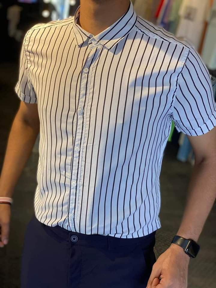 قميص نص كم مقلم ترند