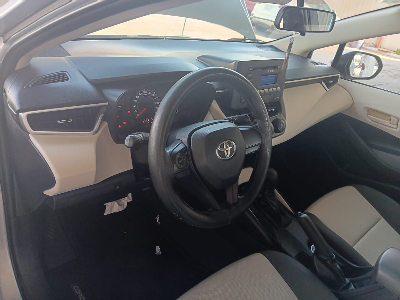 سيارة كورولا