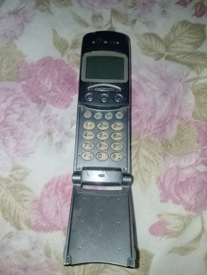 Mitsubishi Trium Aria هاتف