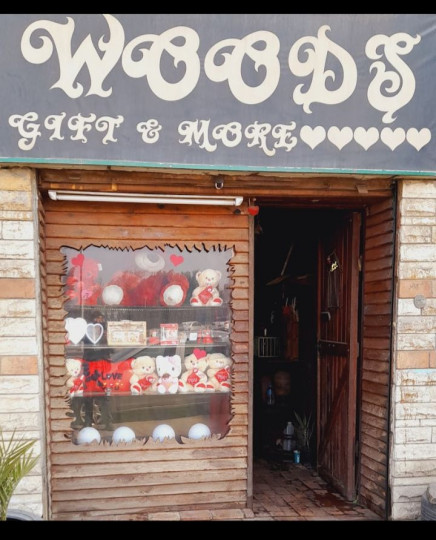 محل ٤٠م للايجار بجسر السويس