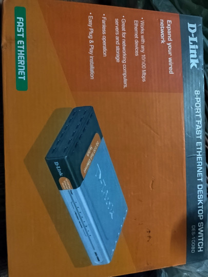 سويتش دي لينك 8 مخرج Switch D-LINK -1008D