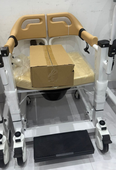 كرسي حمام كهربائي