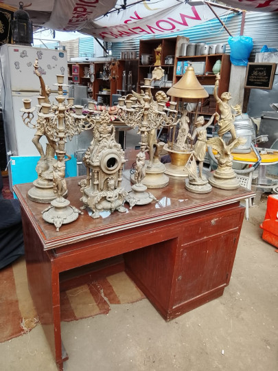 طقم شمعدان كامل من القرن ال ١٩ بختم الصالون الفرنسي