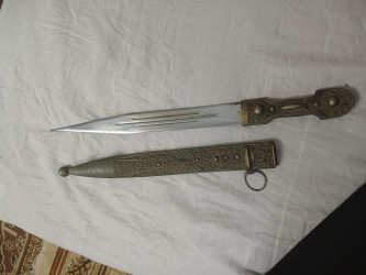 خنجر 🗡قديم جدا