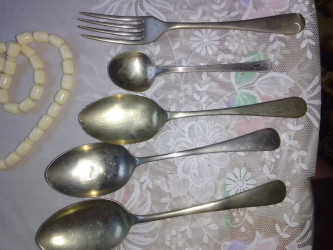 ملاعق فضة من الأربعينات
