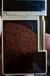 S.T. Dupont Ligne 2–style lighter