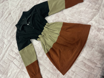 بلوزه مخمل شتويه متعدده الألوان